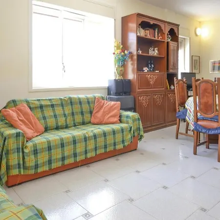 Holiday home 5 Bedroom In Monreale